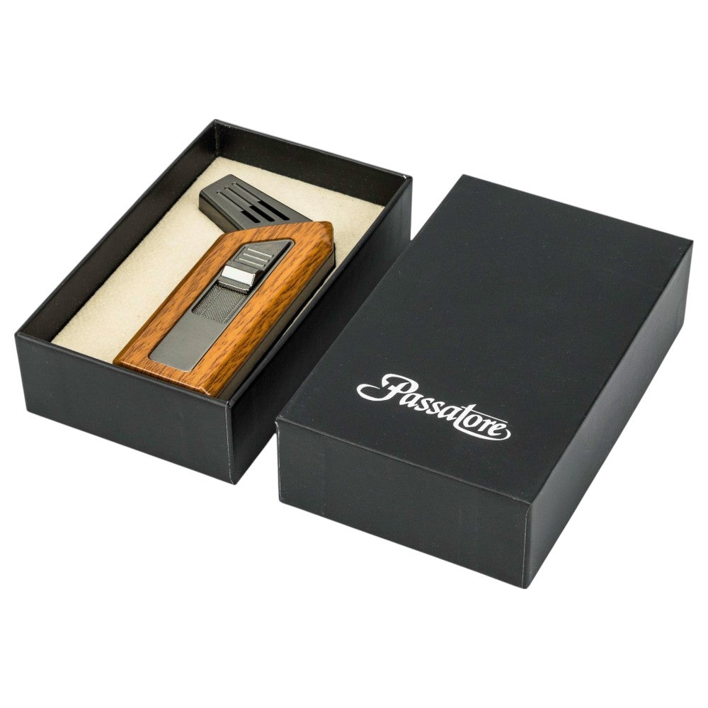 PASSATORE Pibelighter Peter Wood Finish med Pibebestik - Lighter fra Passatore hos The Prince Webshop