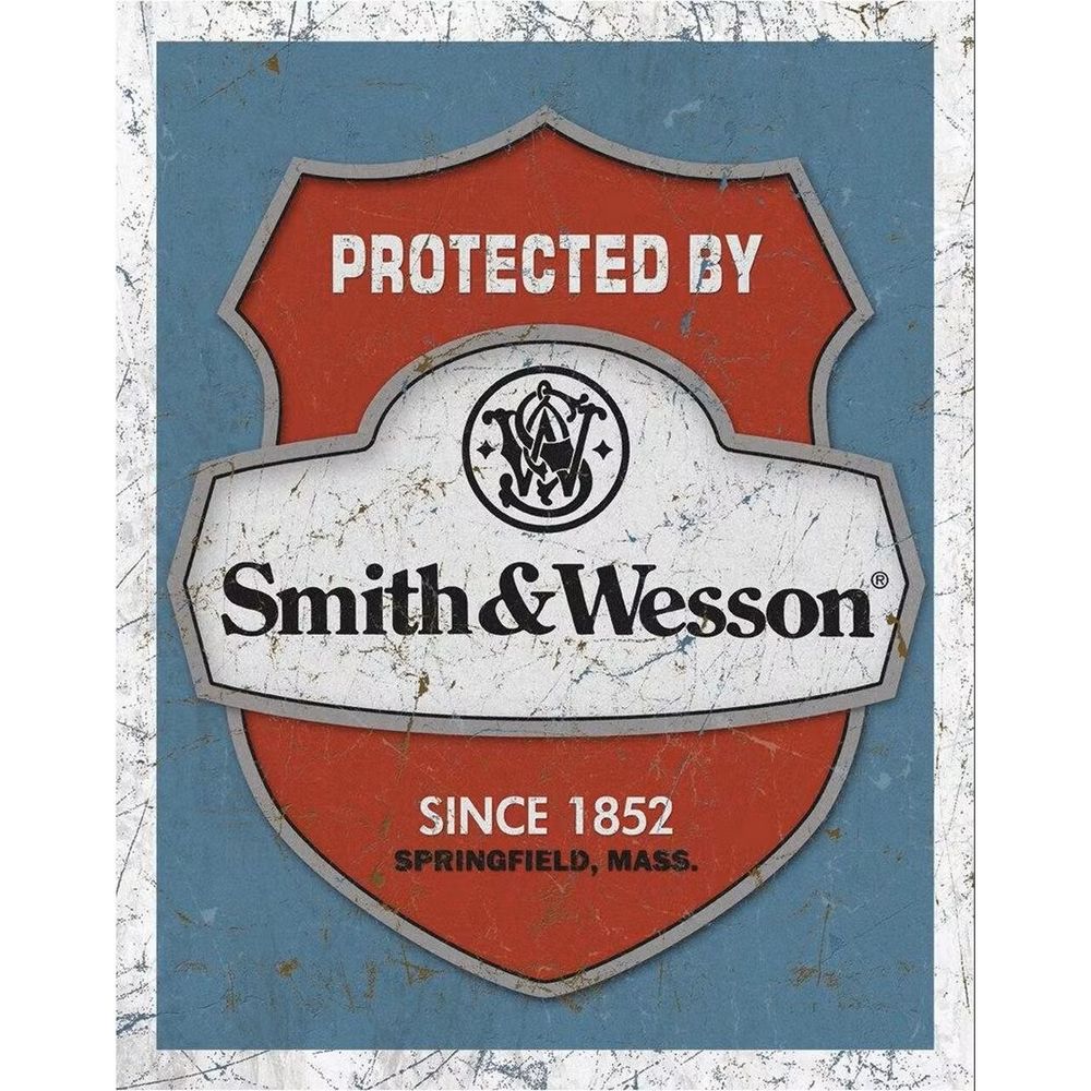 Retroworld Protected by Smith &amp; Wesson Metal sign - 30 x 40 cm