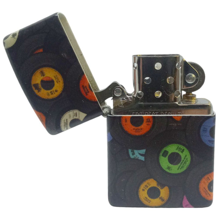 Zippo Lighter 60006835 49352 Records Design - Zippo Lighter fra Zippo hos The Prince Webshop