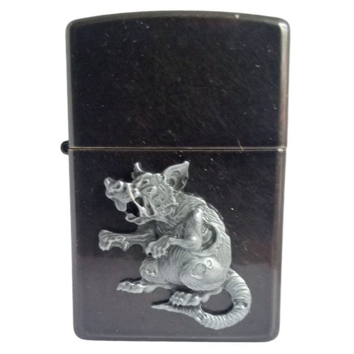 Zippo Lighter 2007787 PL23378 Zombie Rat - Zippo Lighter fra Zippo hos The Prince Webshop