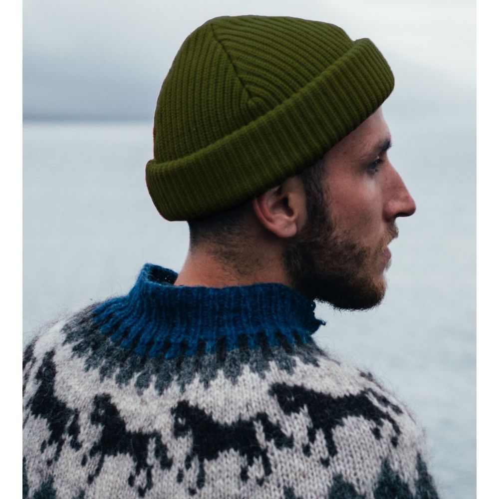 Ethos FISHERMAN BEANIE - GREEN acrylic hat in classic fisherman style