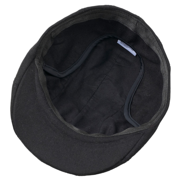 MJM Maddy EL Wool Mix Black Sixpence med øreklapper - Flat Cap fra MJM Hats hos The Prince Webshop