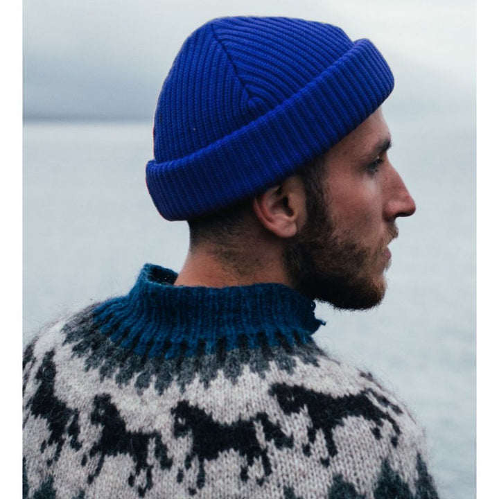 Ethos FISHERMAN BEANIE - KONGEBLÅ acryl hue i klassisk fisker stil - Hue fra Ethos hos The Prince Webshop