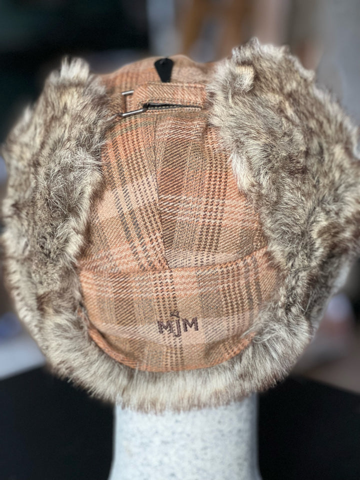 MJM Trapper Hue  Josh – Faux Fur - Brown Check - Hue fra MJM Hats hos The Prince Webshop