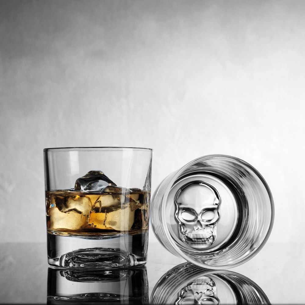 Skullary Crystal Whiskey Glasses - Sæt af 2 Whisky Glas - Whiskey Glas fra Godinger USA hos The Prince Webshop