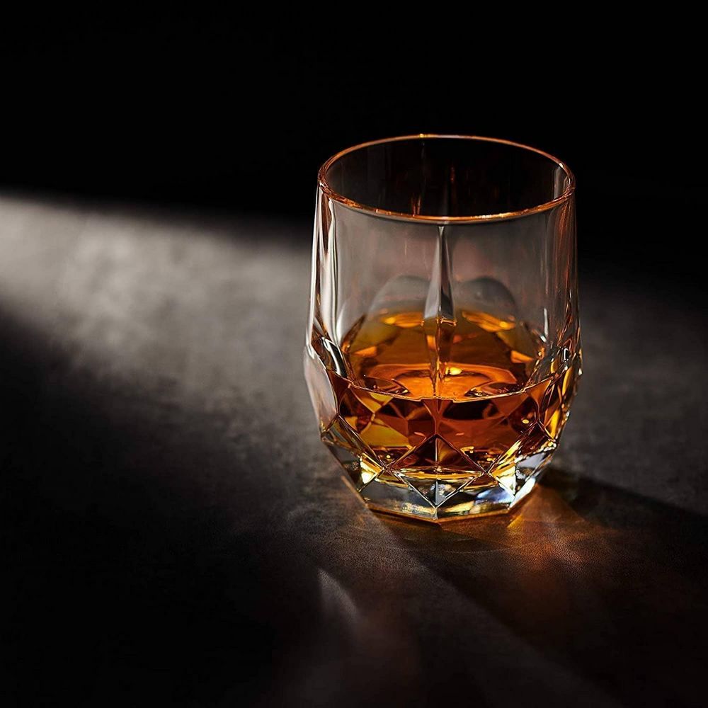 2 Stk. ICONIC Krystal Whisky Glas i Gaveæske - Whiskey Glas fra R.O.C.K.S hos The Prince Webshop