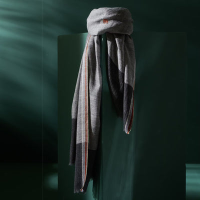 AV08 VYRNWY Foulard Tørklæde - Merino Uld - Halstørklæde fra AV08 Paris hos The Prince Webshop
