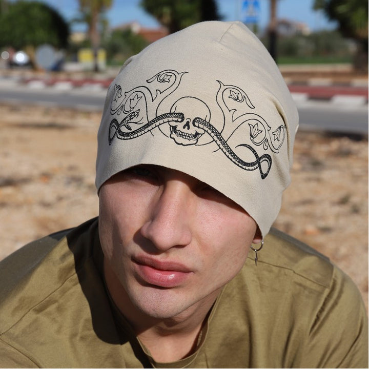 Fashion Beanie - Tattoo Beanie Beige - Hue fra No Shirt No Shoes No Problem hos The Prince Webshop