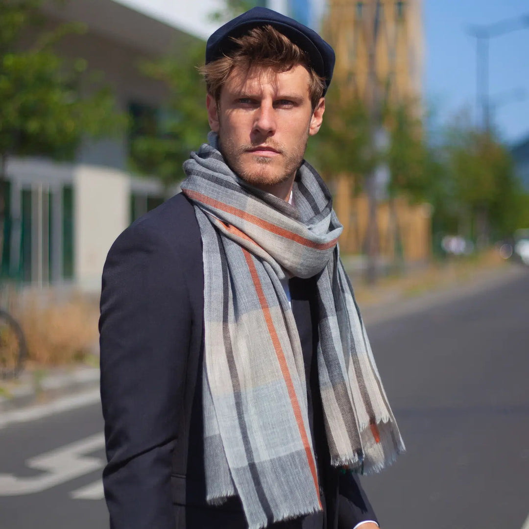 AV08 POLPERRO Foulard Tørklæde - Merino Uld - Halstørklæde fra AV08 Paris hos The Prince Webshop